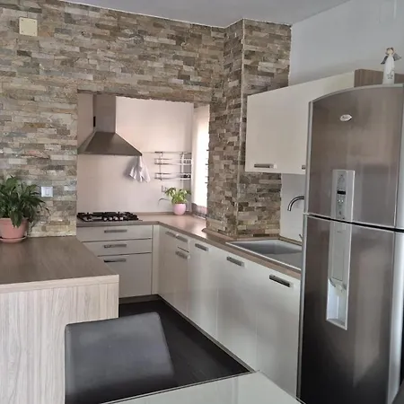 Karlovo Kaštela